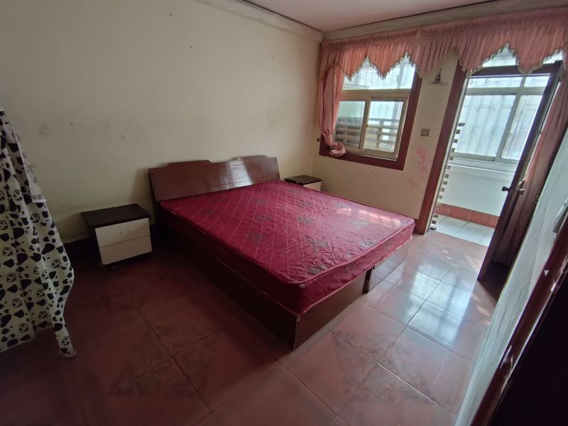 安樂(lè)街房管局查宿舍